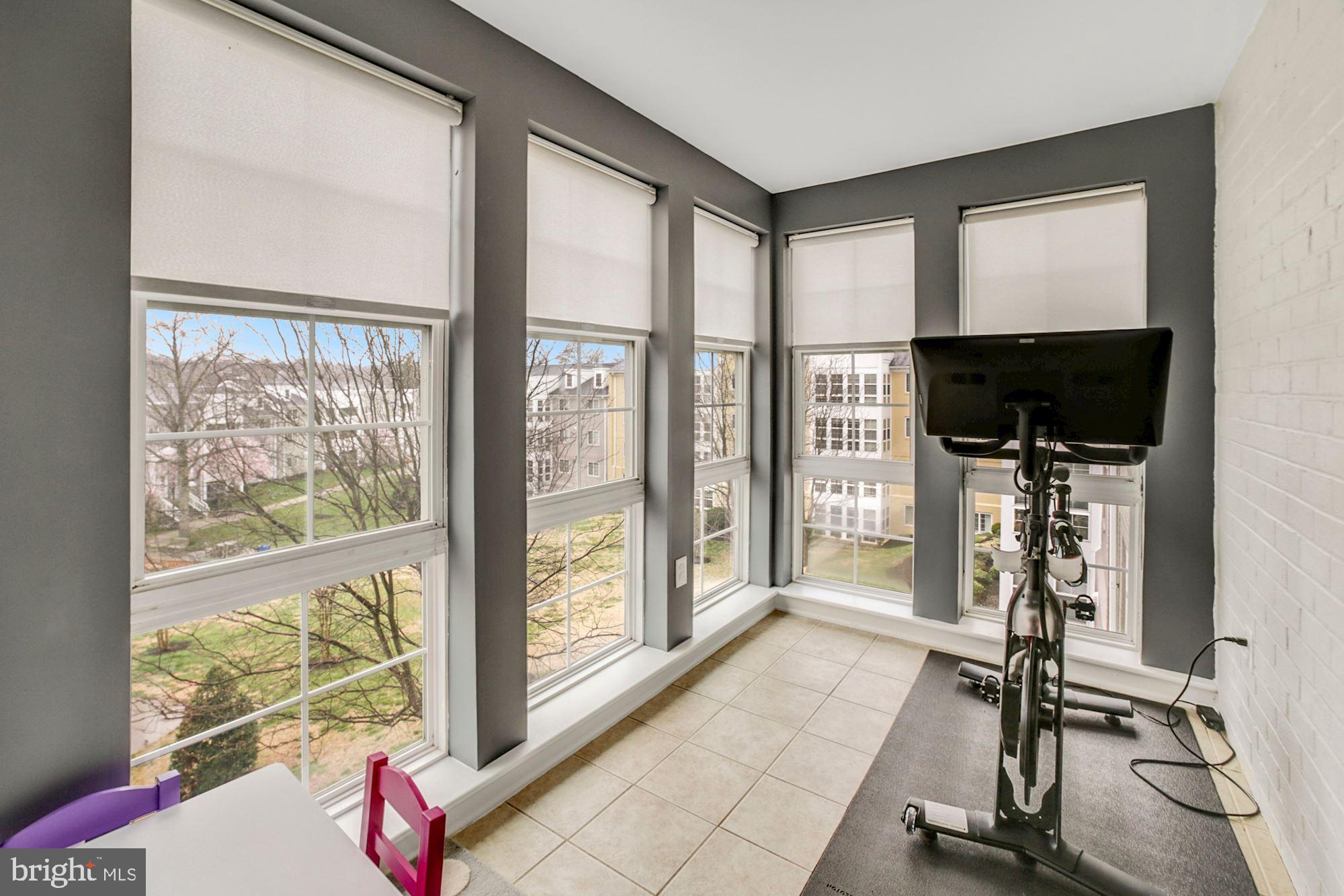 WEST VILLAGE OF SHIRLINGTON - Residential