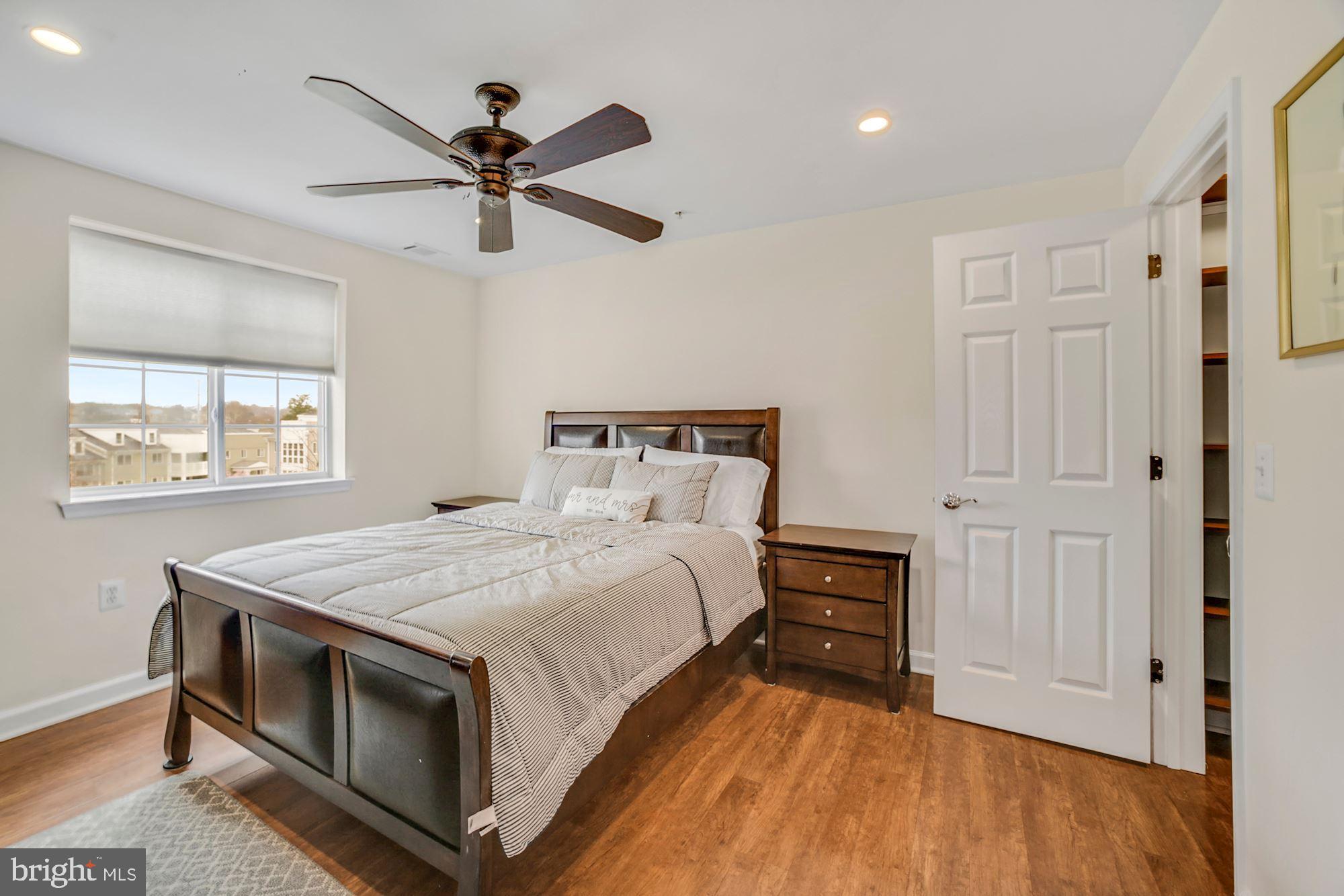 WEST VILLAGE OF SHIRLINGTON - Residential