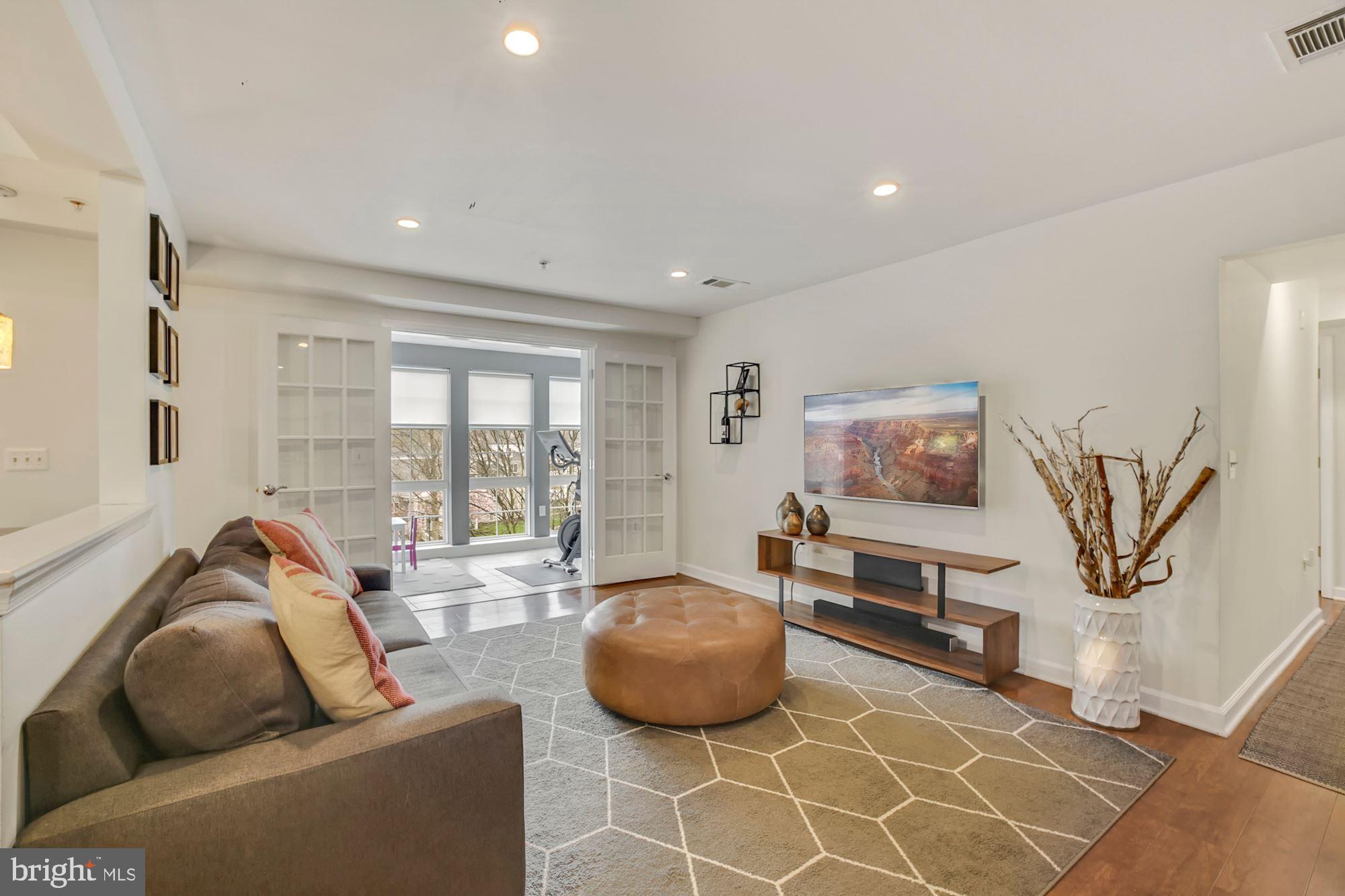 WEST VILLAGE OF SHIRLINGTON - Residential