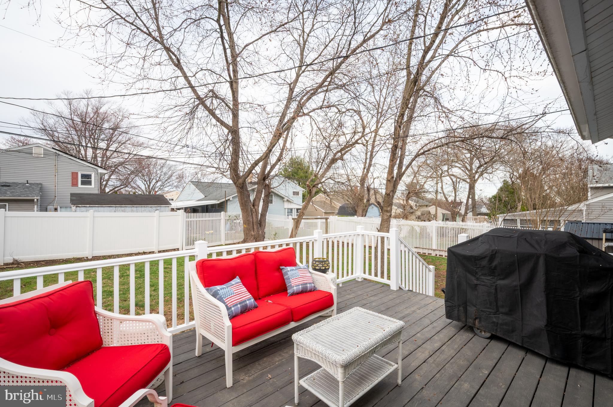 ASHBOURNE HILLS - Residential