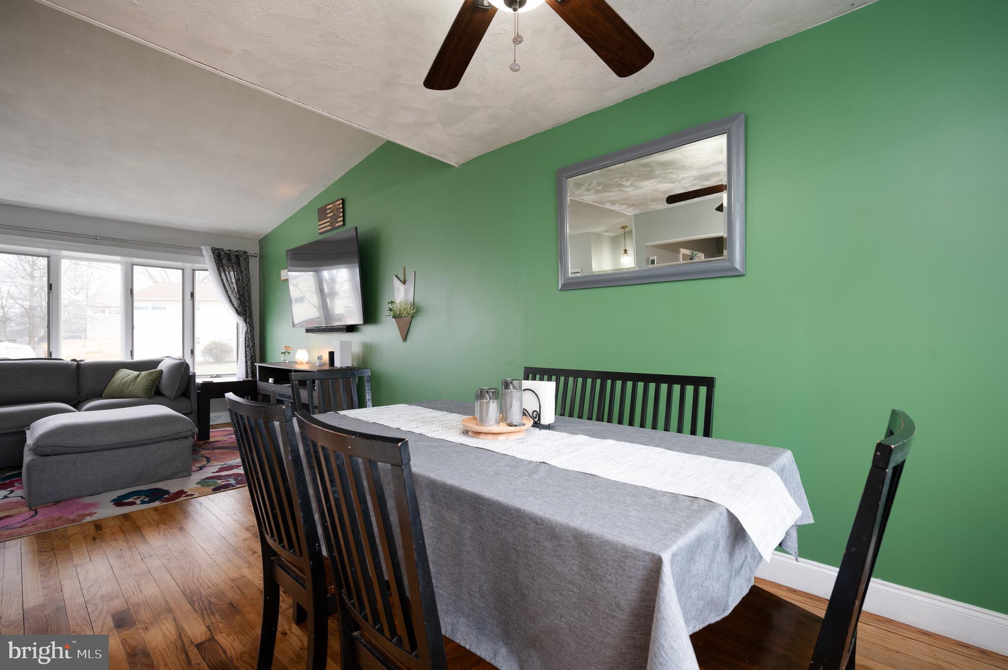 ASHBOURNE HILLS - Residential