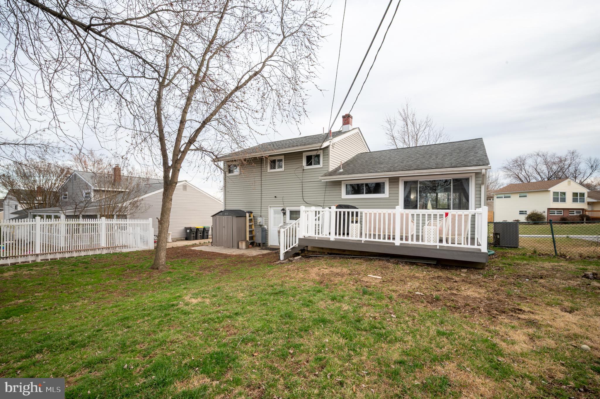 ASHBOURNE HILLS - Residential