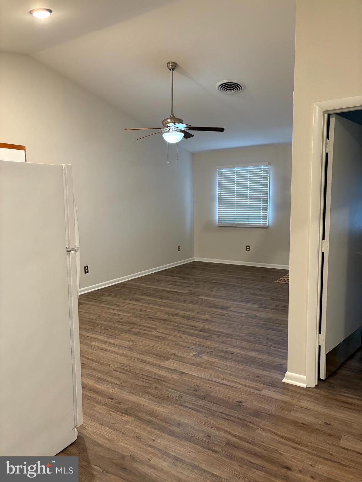 HOUSTON ACRES CONDOS - Residential