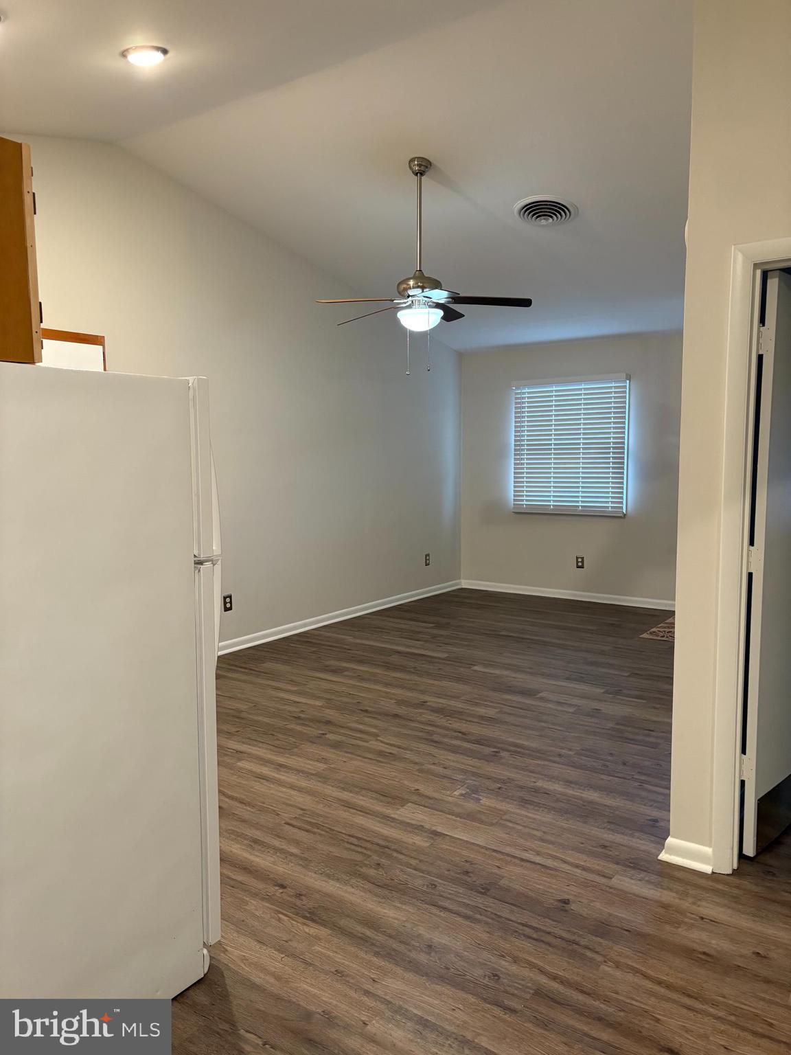 HOUSTON ACRES CONDOS - Residential