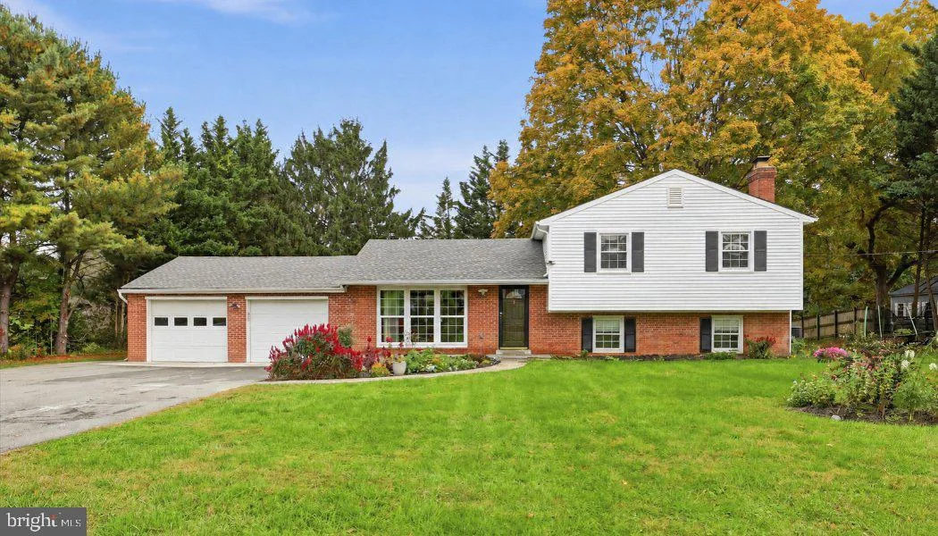 20917 Brooke Knolls Road