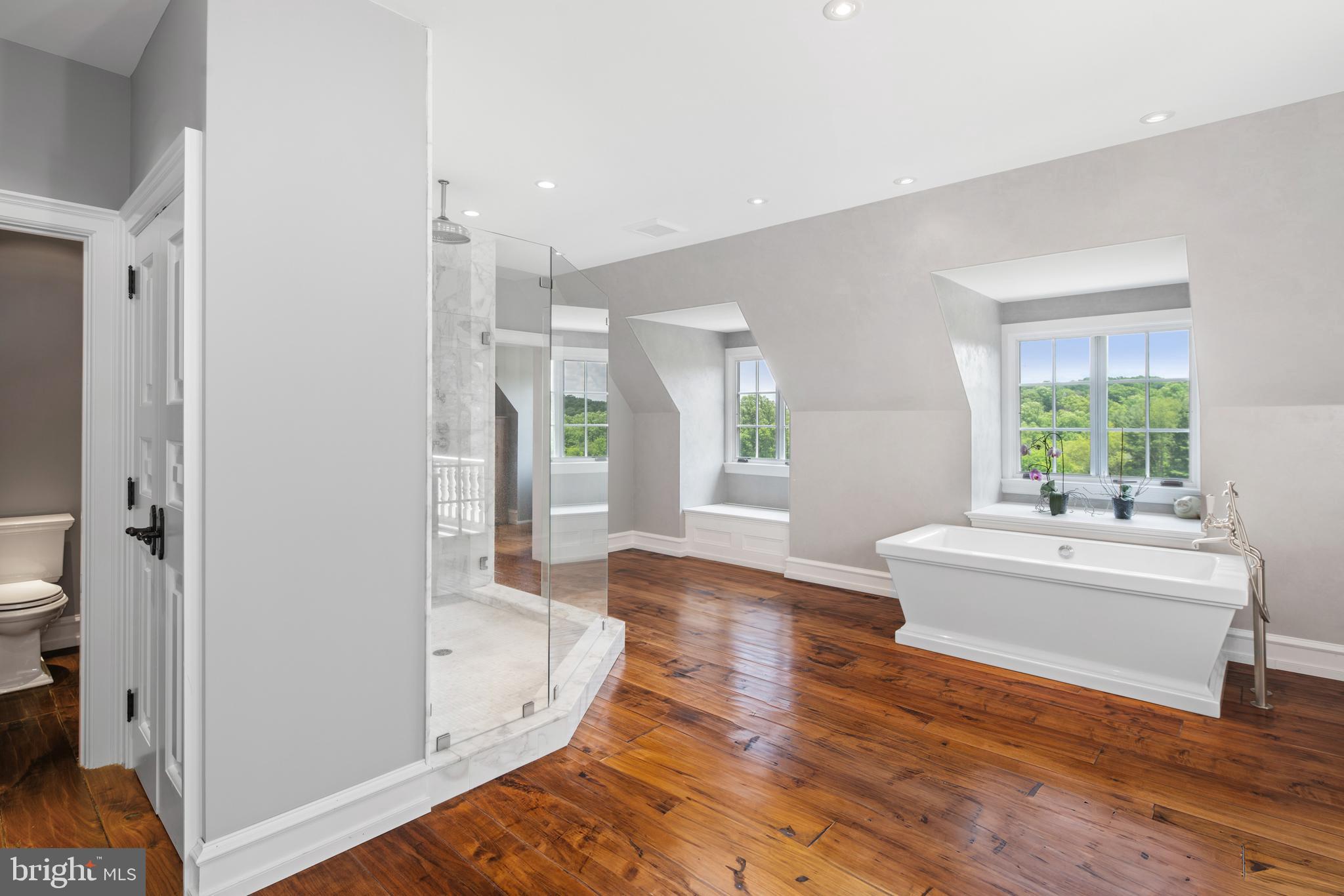 EAST FALLOWFIELD - Residential