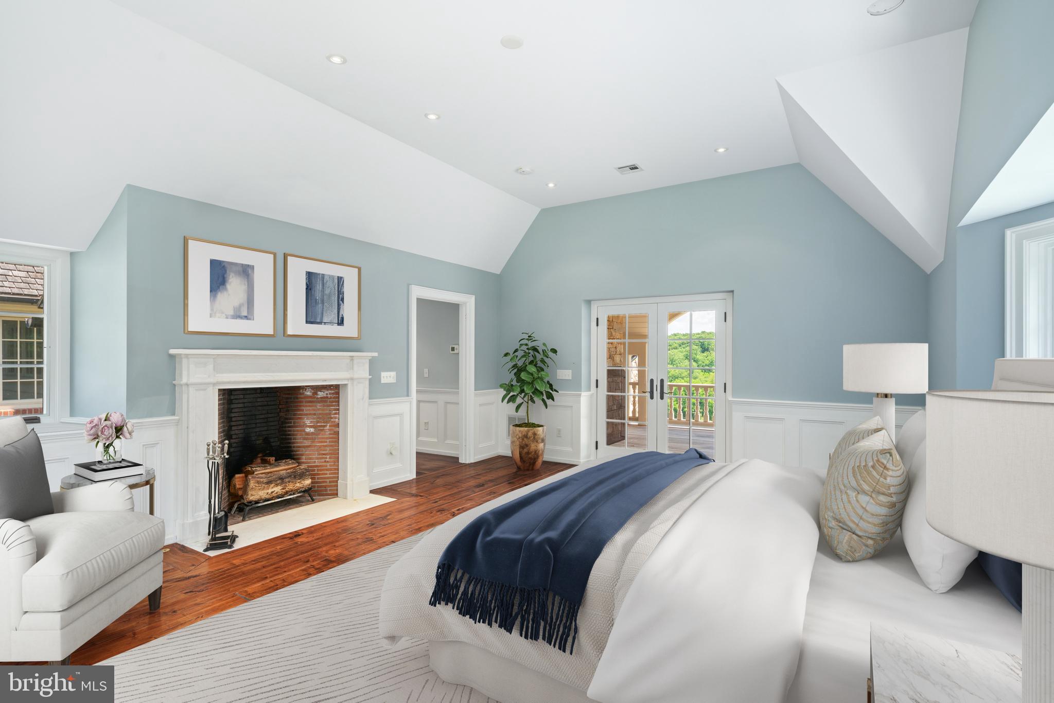 EAST FALLOWFIELD - Residential