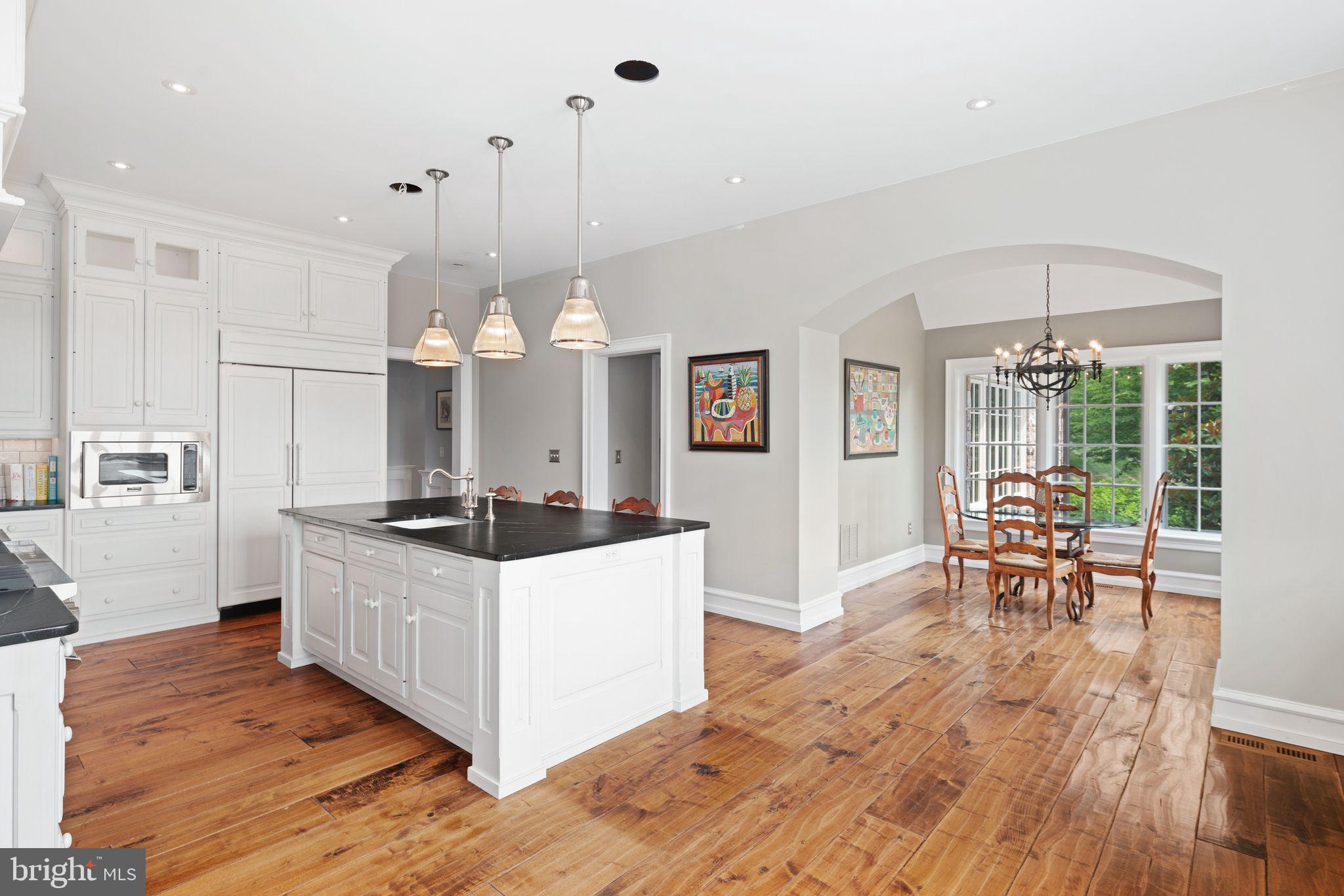 EAST FALLOWFIELD - Residential