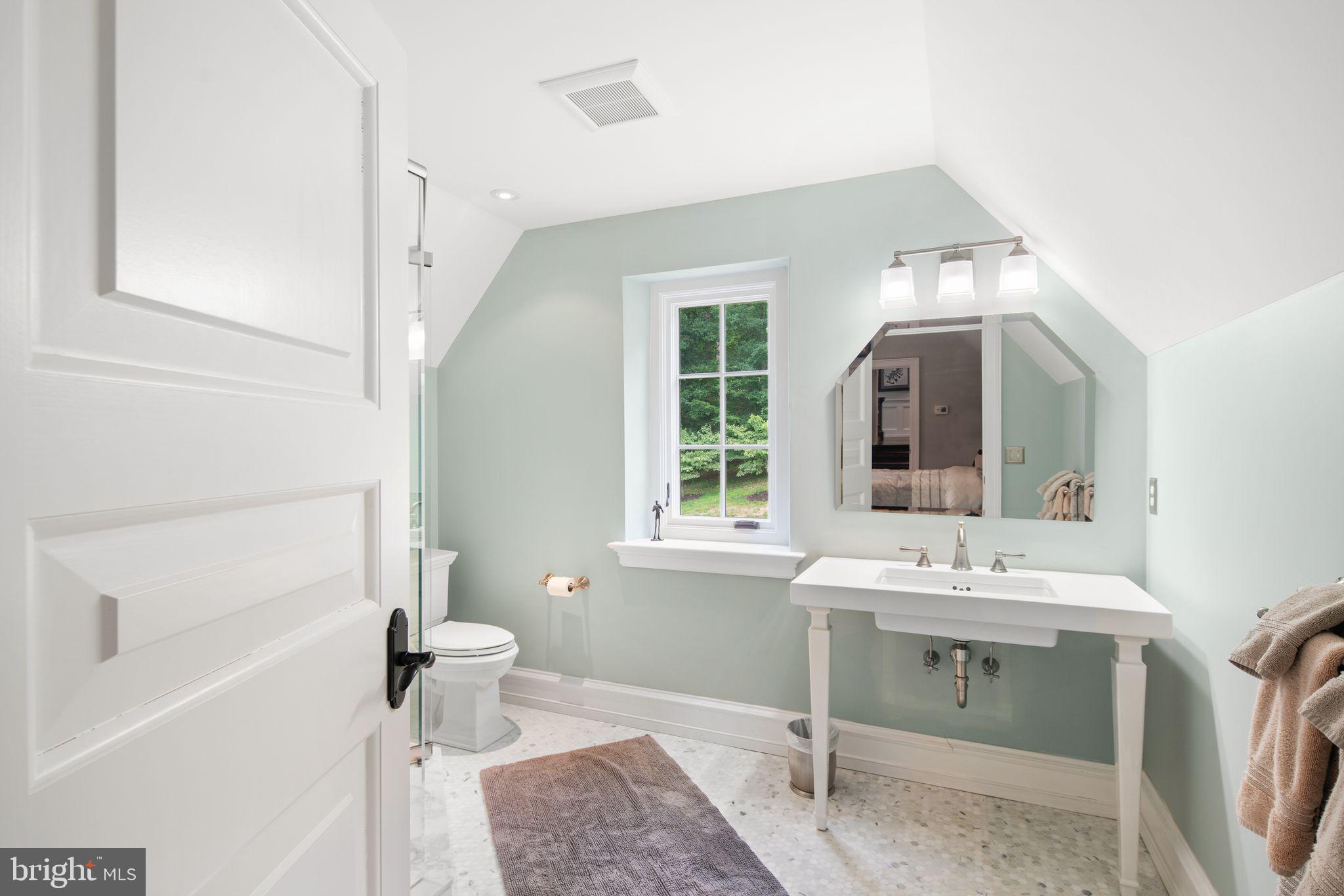 EAST FALLOWFIELD - Residential