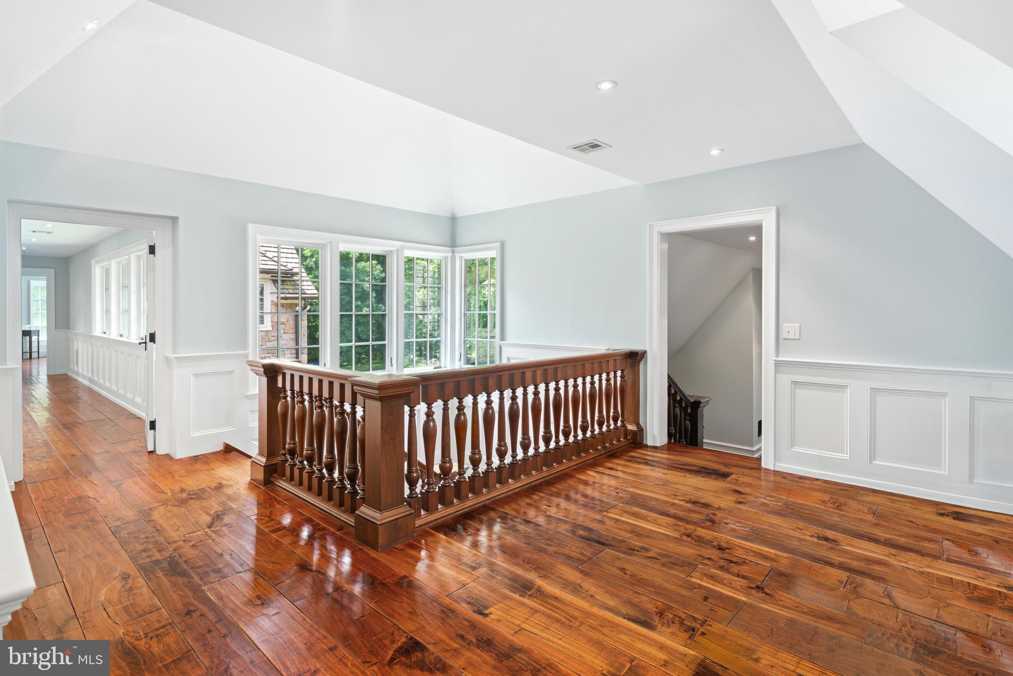 EAST FALLOWFIELD - Residential