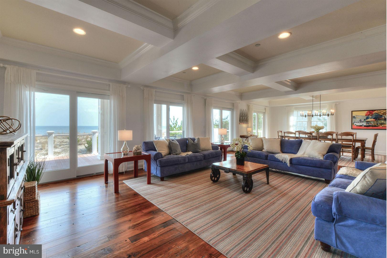 NORTH SHORES - Residential