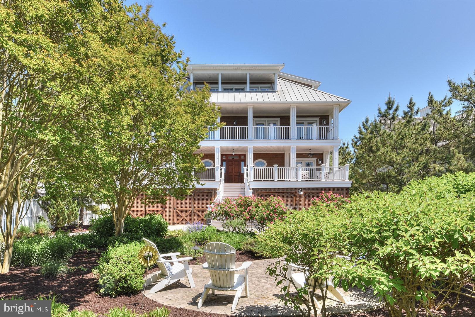 NORTH SHORES - Residential