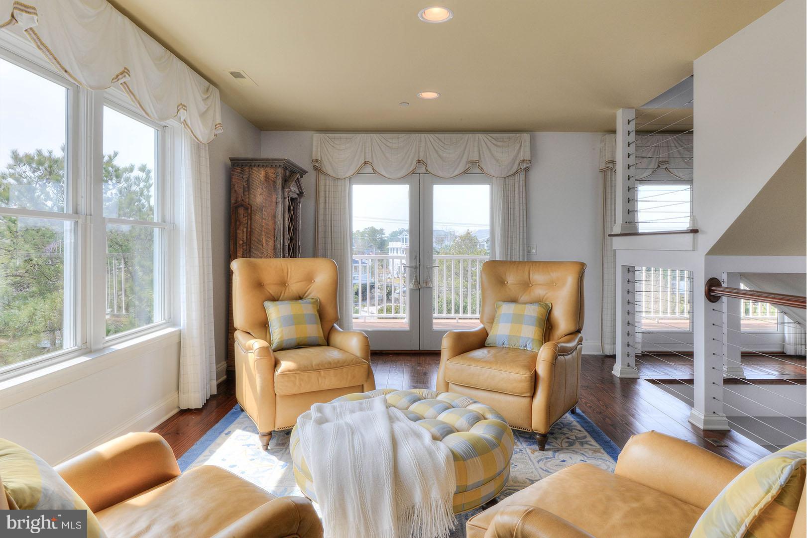 NORTH SHORES - Residential