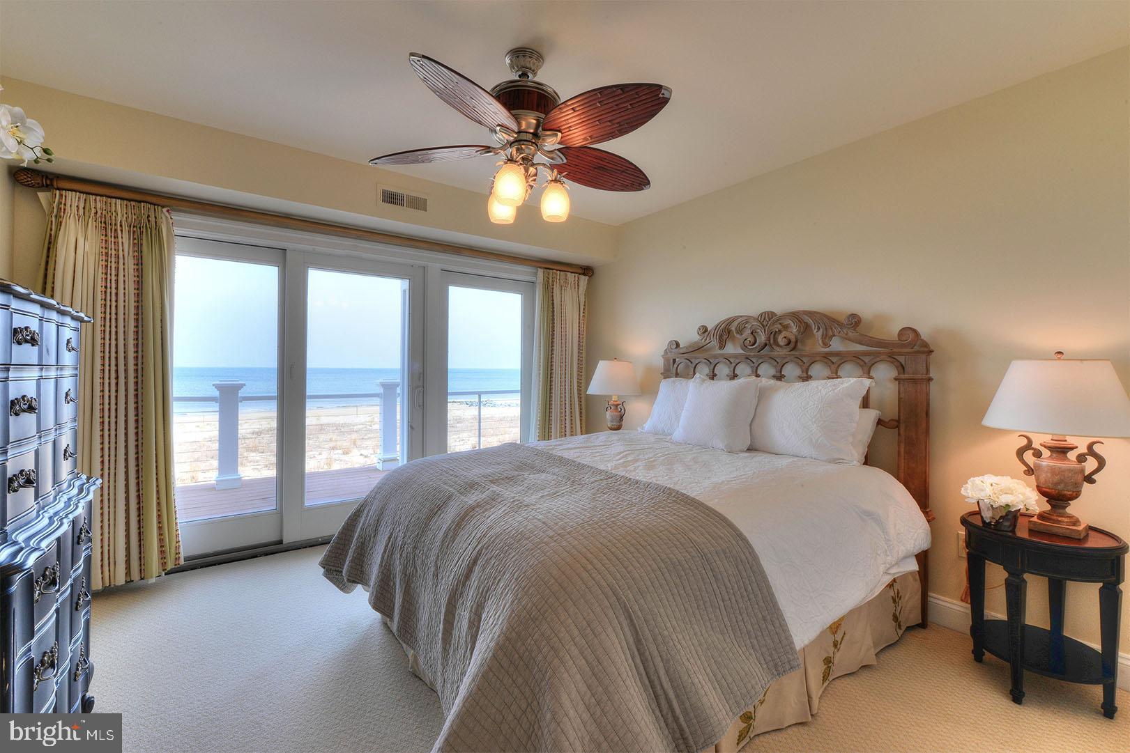 NORTH SHORES - Residential