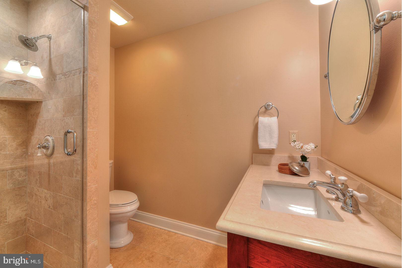 NORTH SHORES - Residential