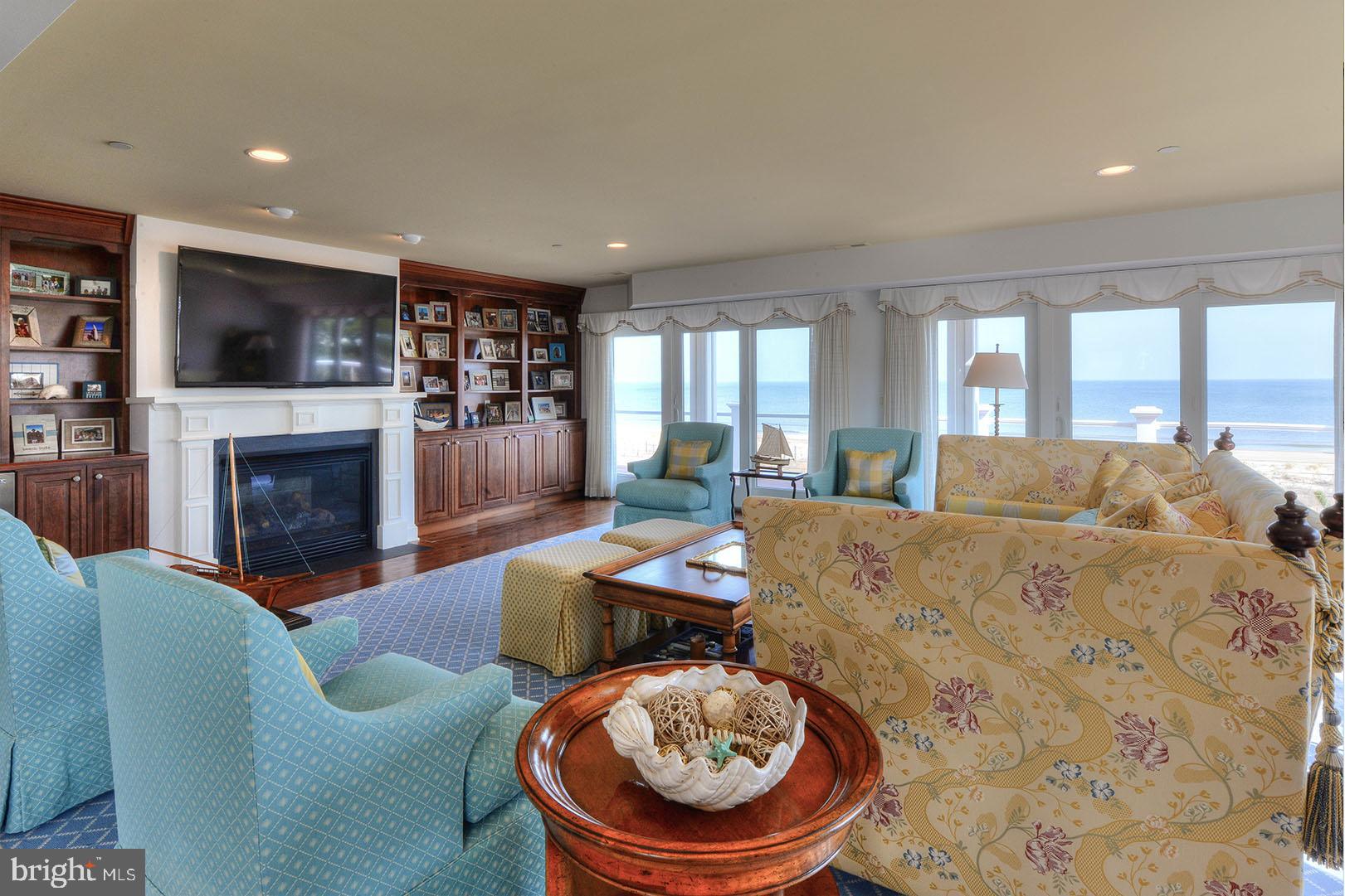 NORTH SHORES - Residential