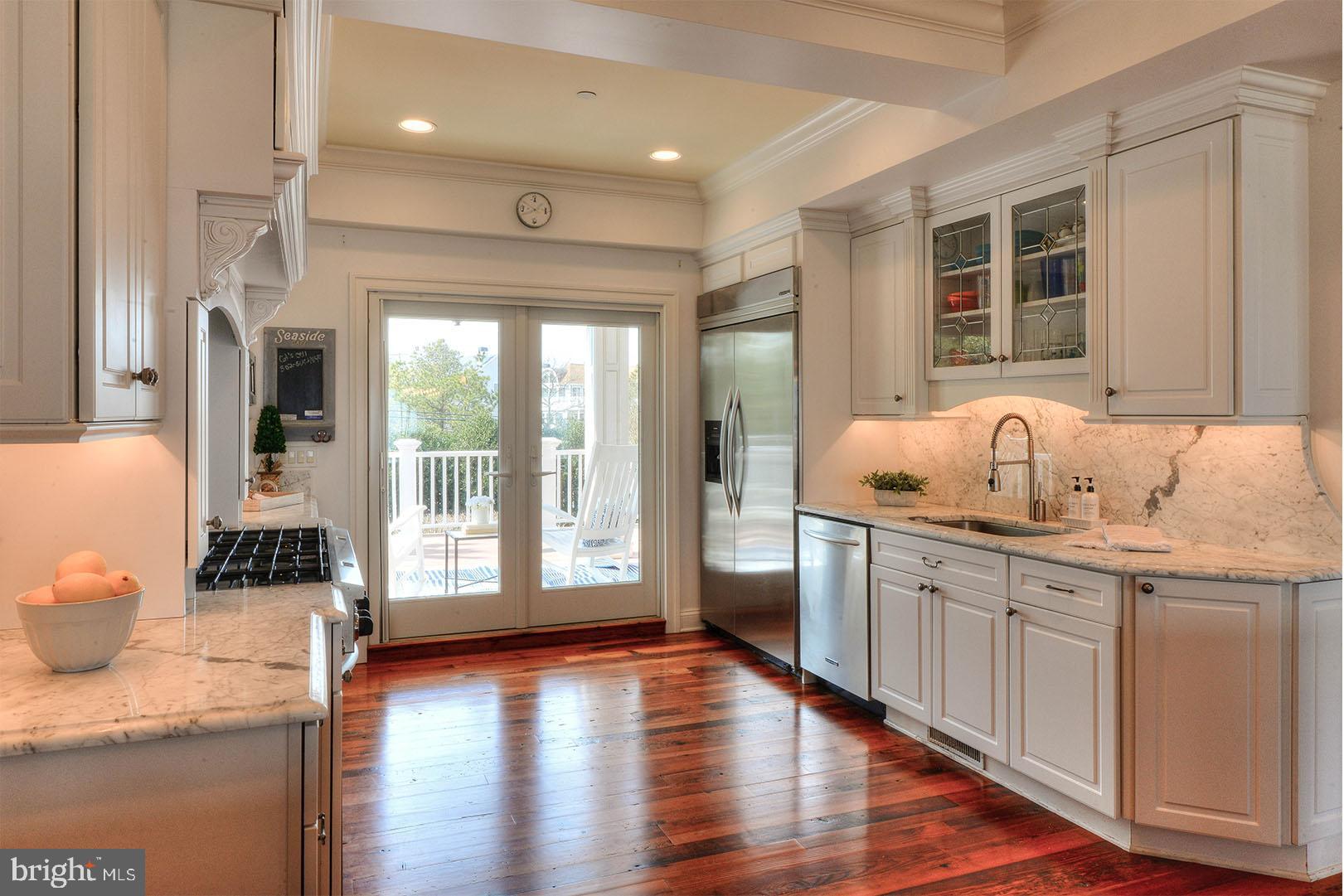 NORTH SHORES - Residential