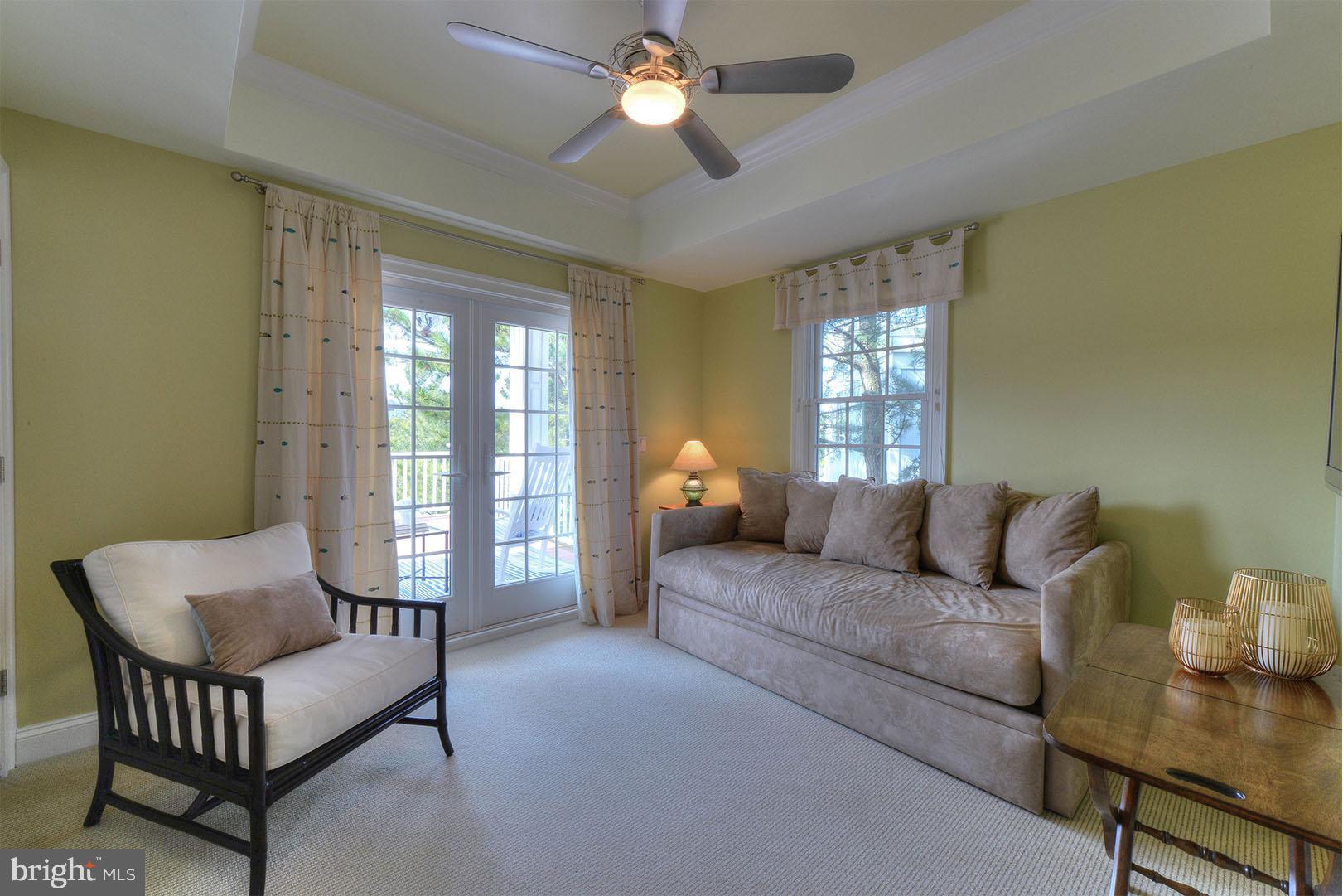 NORTH SHORES - Residential