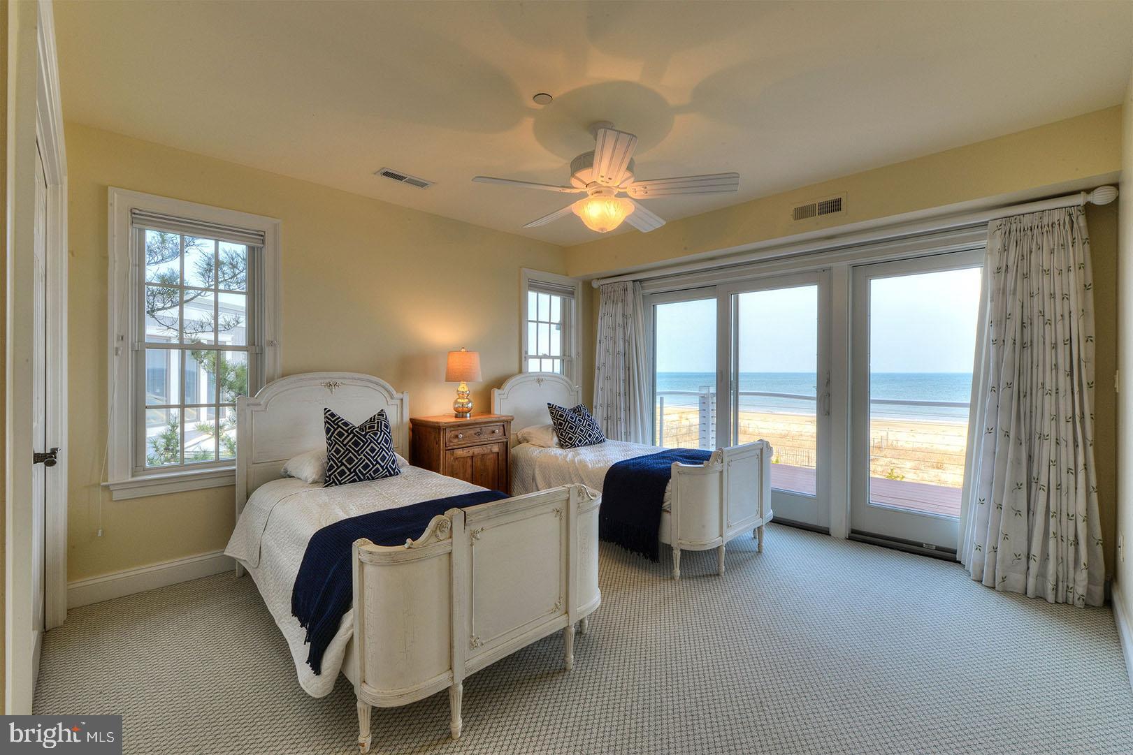 NORTH SHORES - Residential