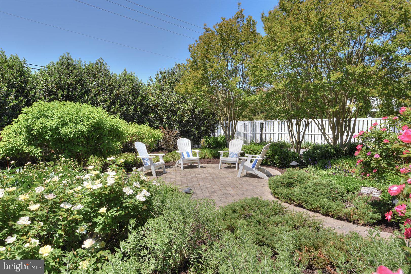 NORTH SHORES - Residential