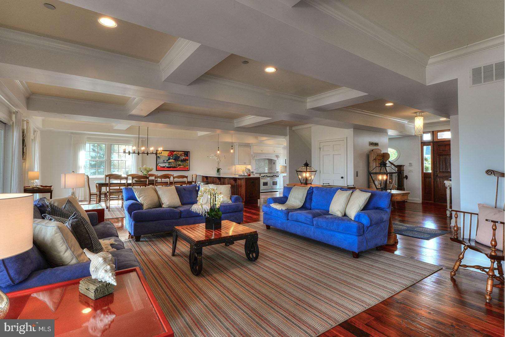 NORTH SHORES - Residential