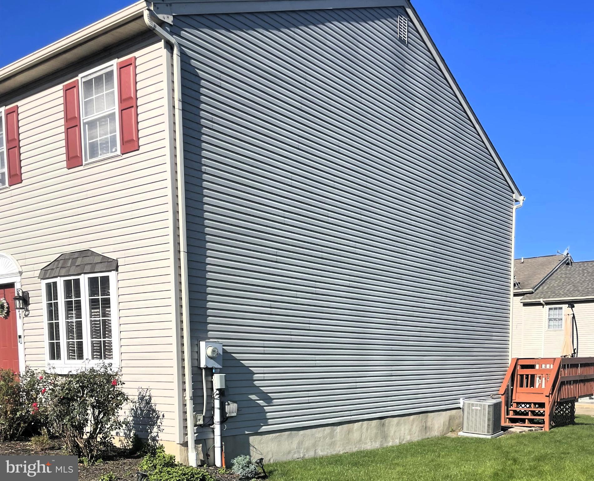 1136 FREDRICK BOULEVARD