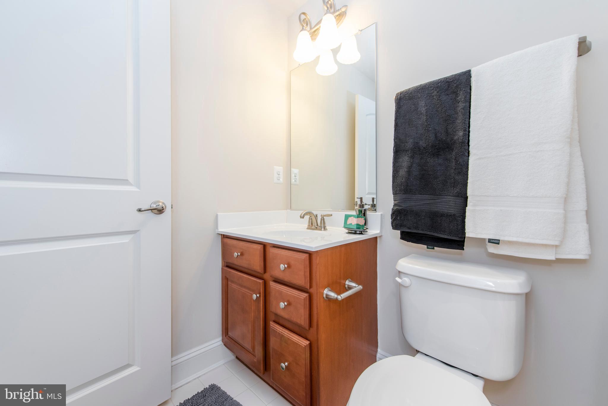 AUTUMN RIVER - Residential Lease