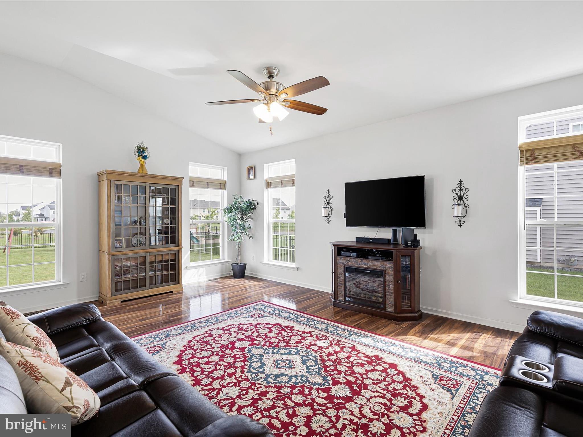 313 CREIGHTON DRIVE