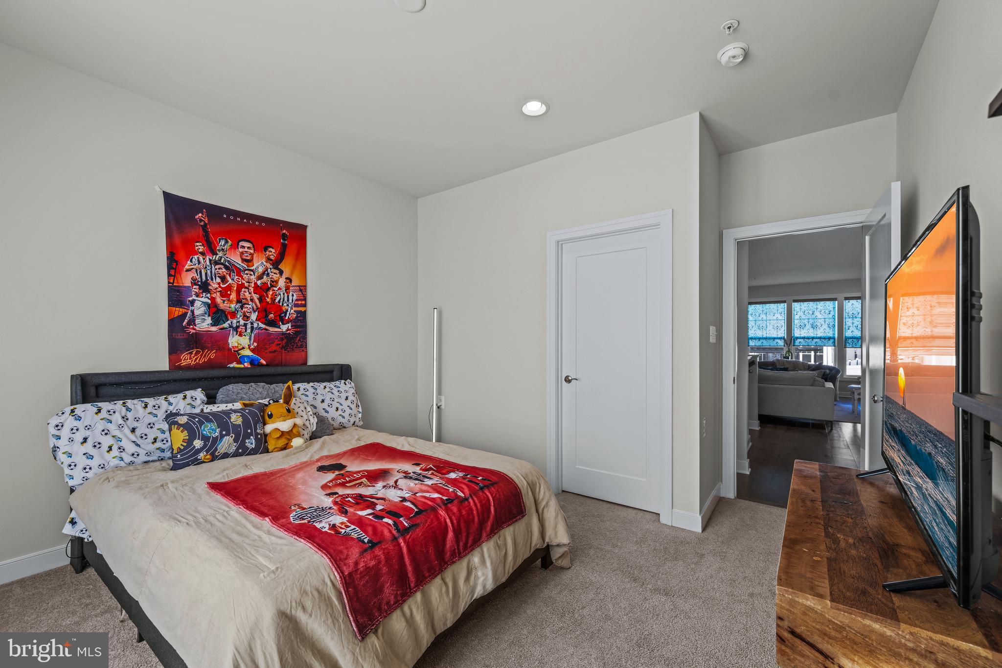 LANDSDALE - Residential