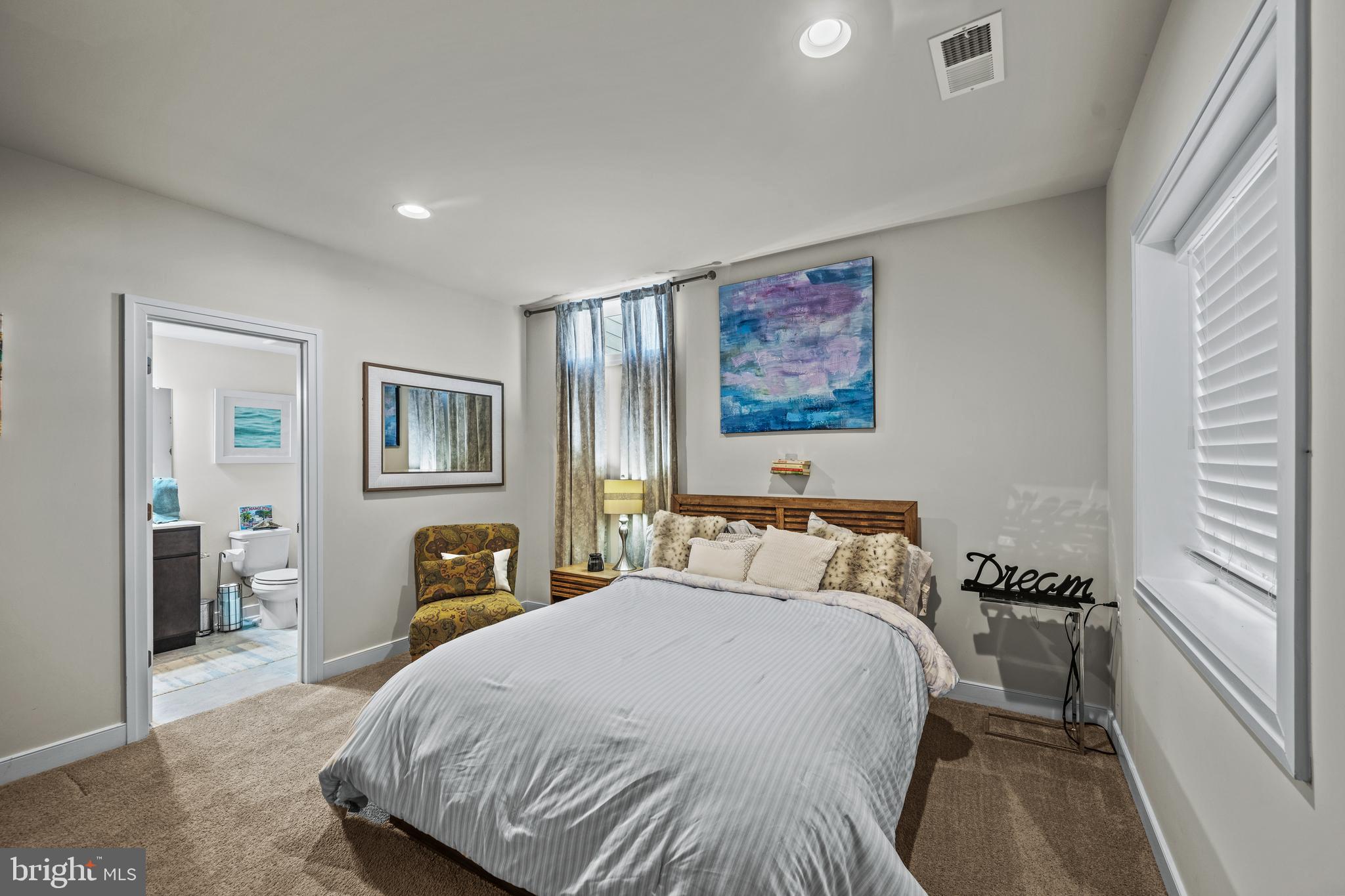 LANDSDALE - Residential