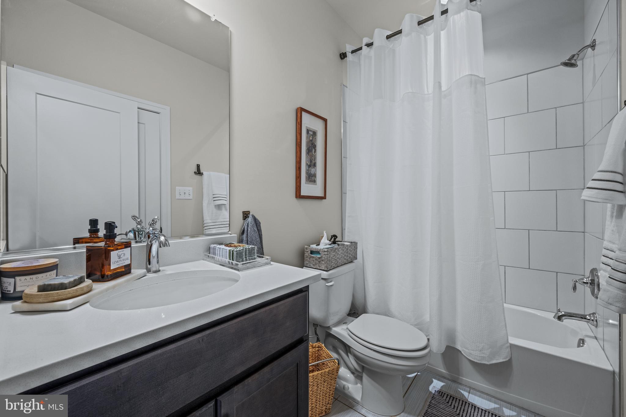 LANDSDALE - Residential