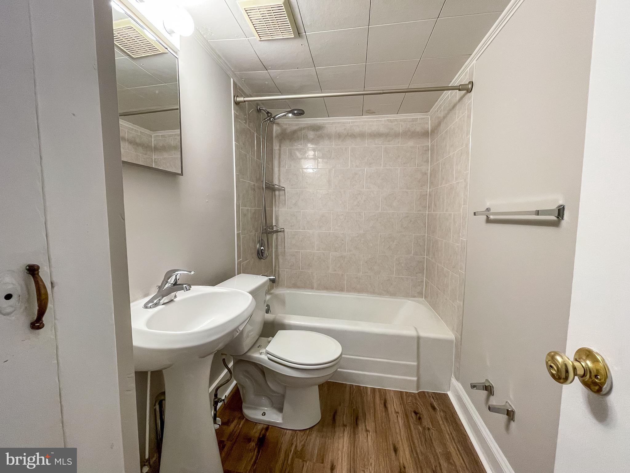 EASTPORT - Residential