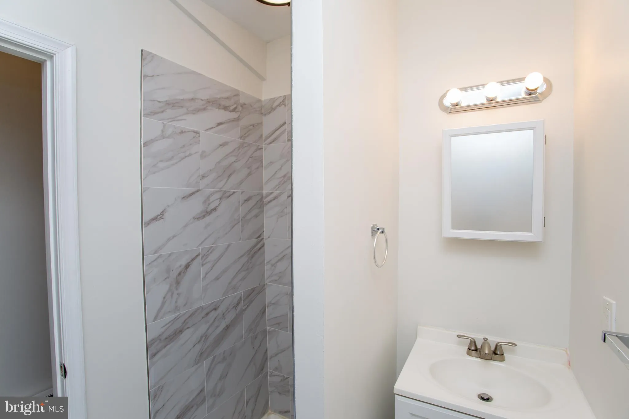 Philadelphia, Pennsylvania 19139, United States, 6 Bedrooms Bedrooms, ,Residential,Contingent,30301