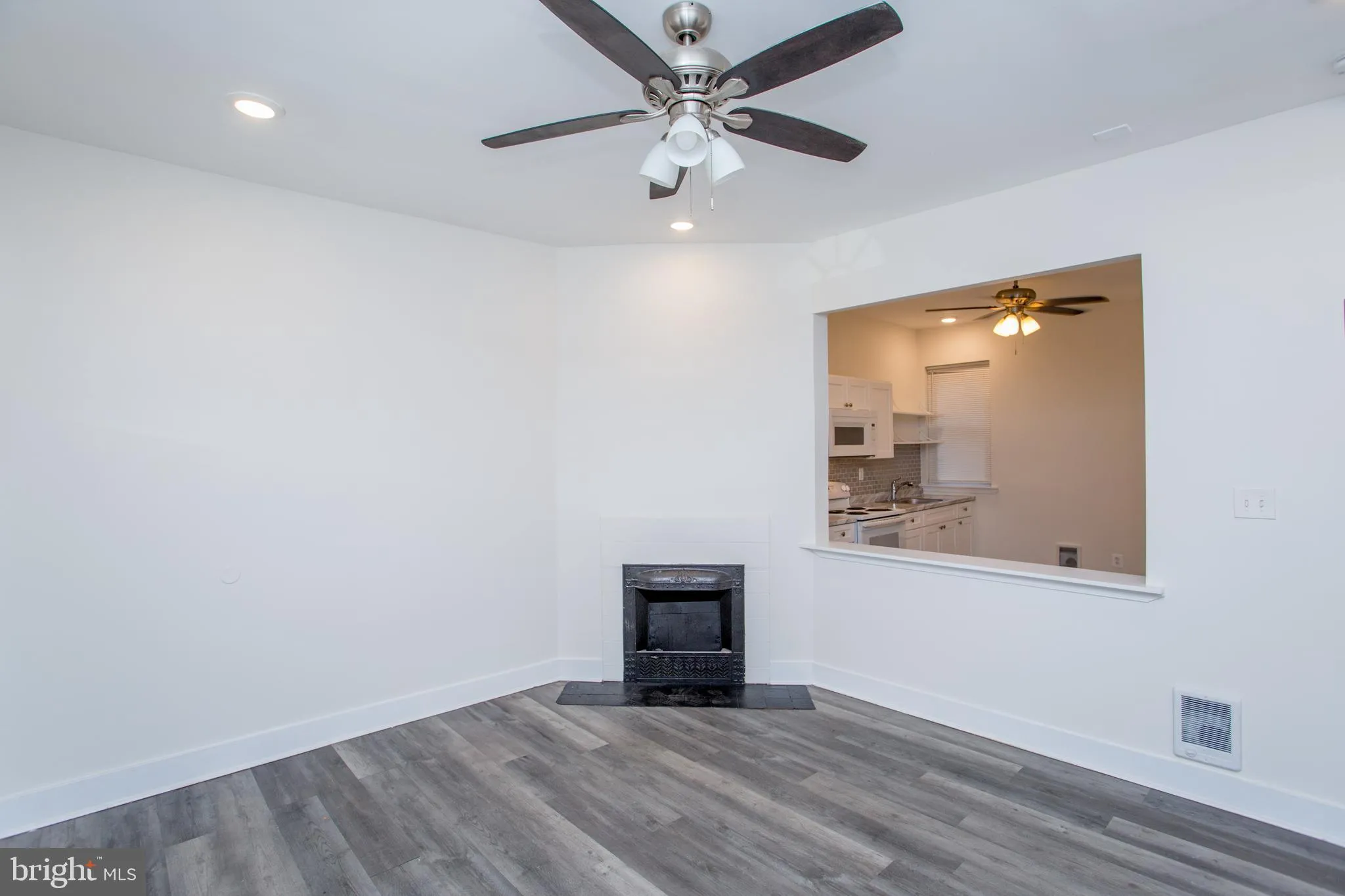 Philadelphia, Pennsylvania 19139, United States, 6 Bedrooms Bedrooms, ,Residential,Contingent,30301