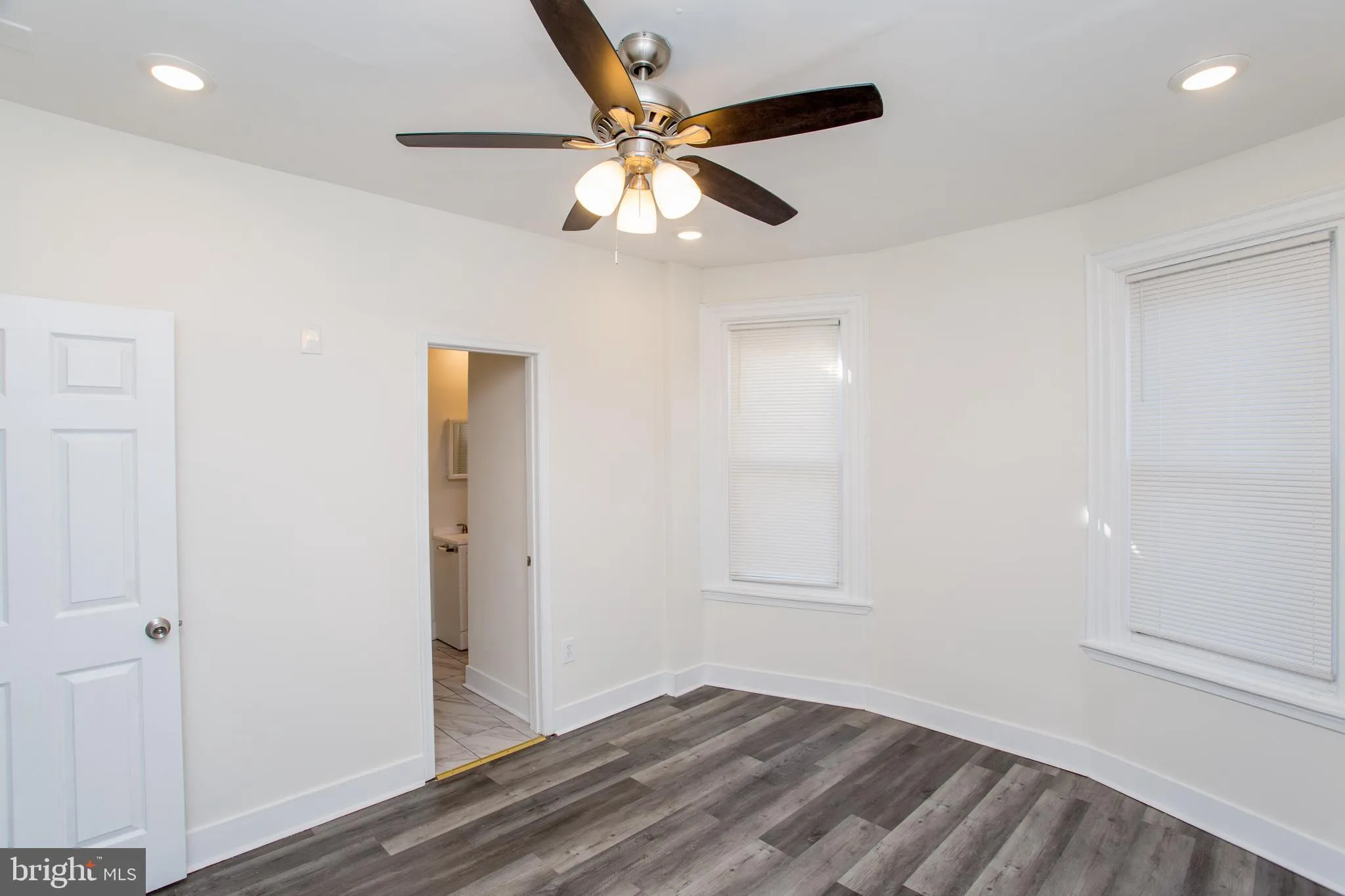 Philadelphia, Pennsylvania 19139, United States, 6 Bedrooms Bedrooms, ,Residential,Contingent,30301