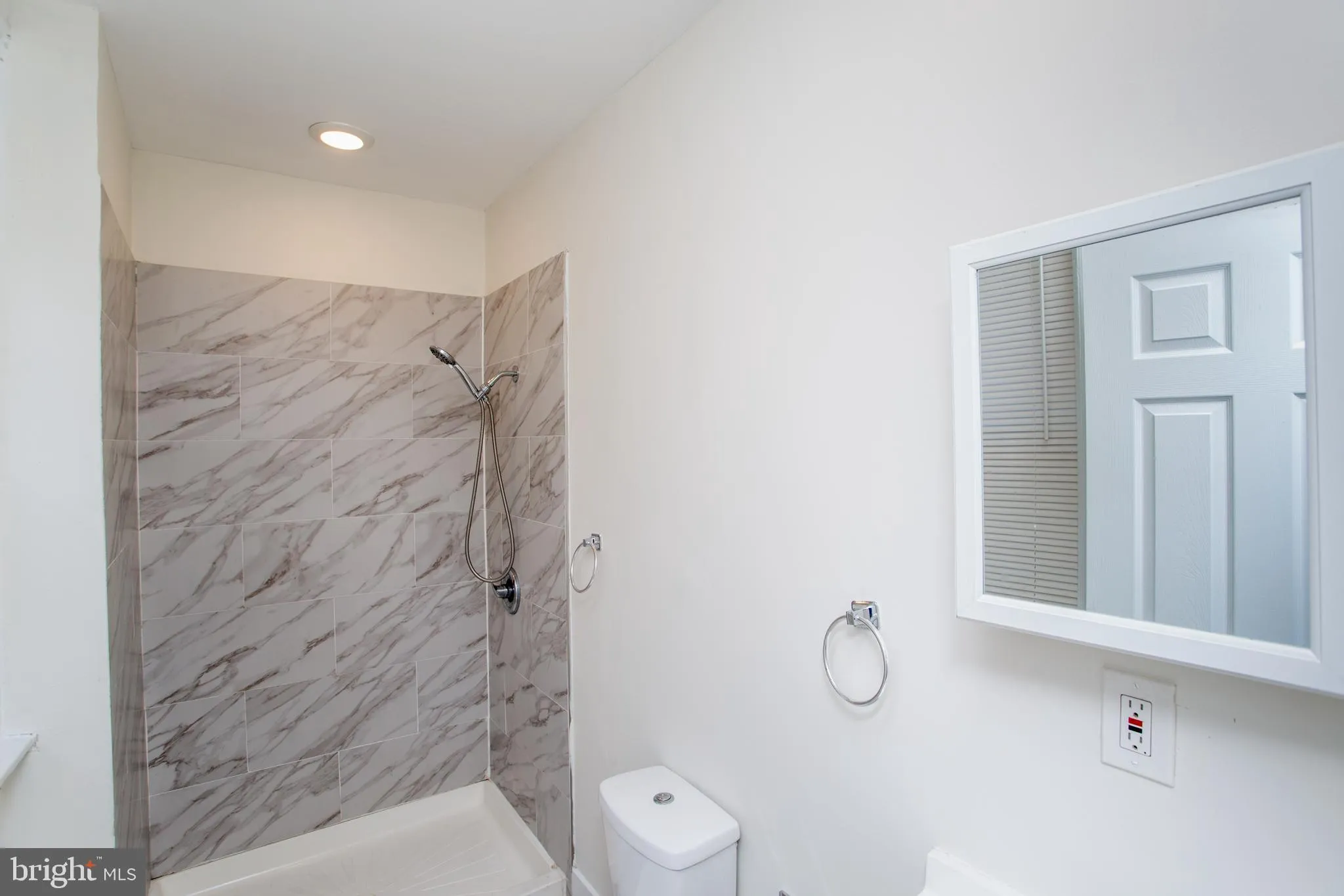 Philadelphia, Pennsylvania 19139, United States, 6 Bedrooms Bedrooms, ,Residential,Contingent,30301