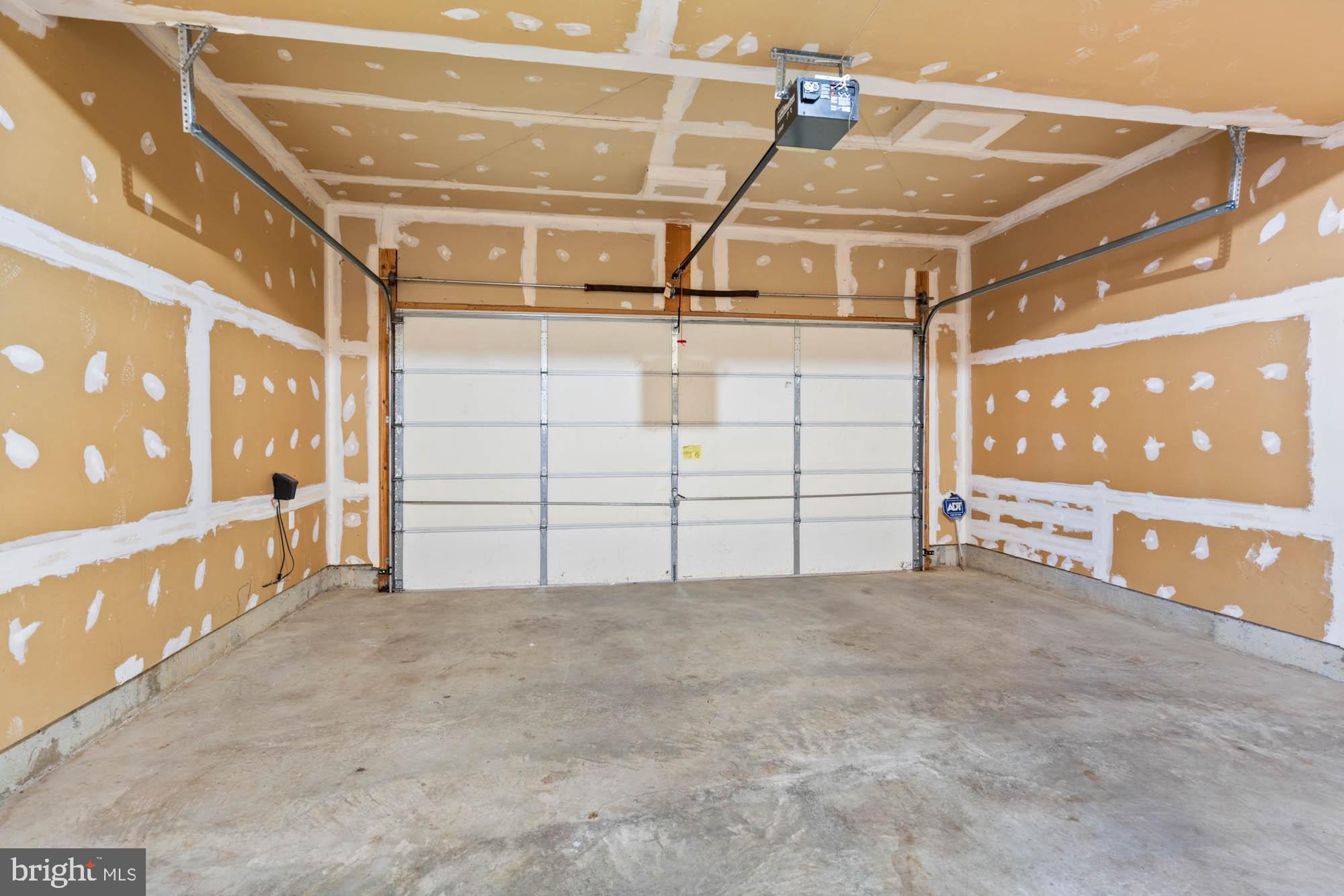 AMBERLEA FARM - Residential