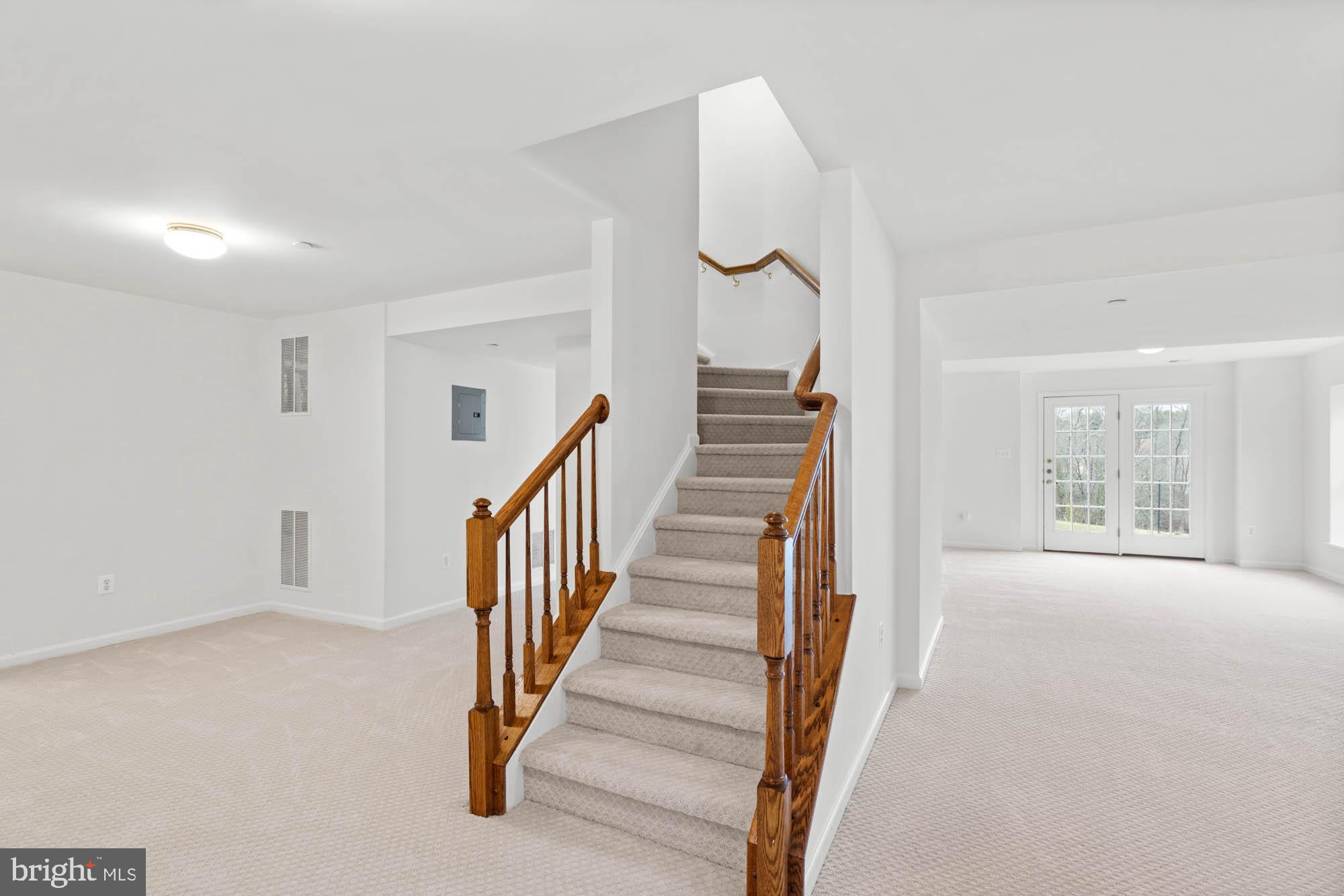 AMBERLEA FARM - Residential