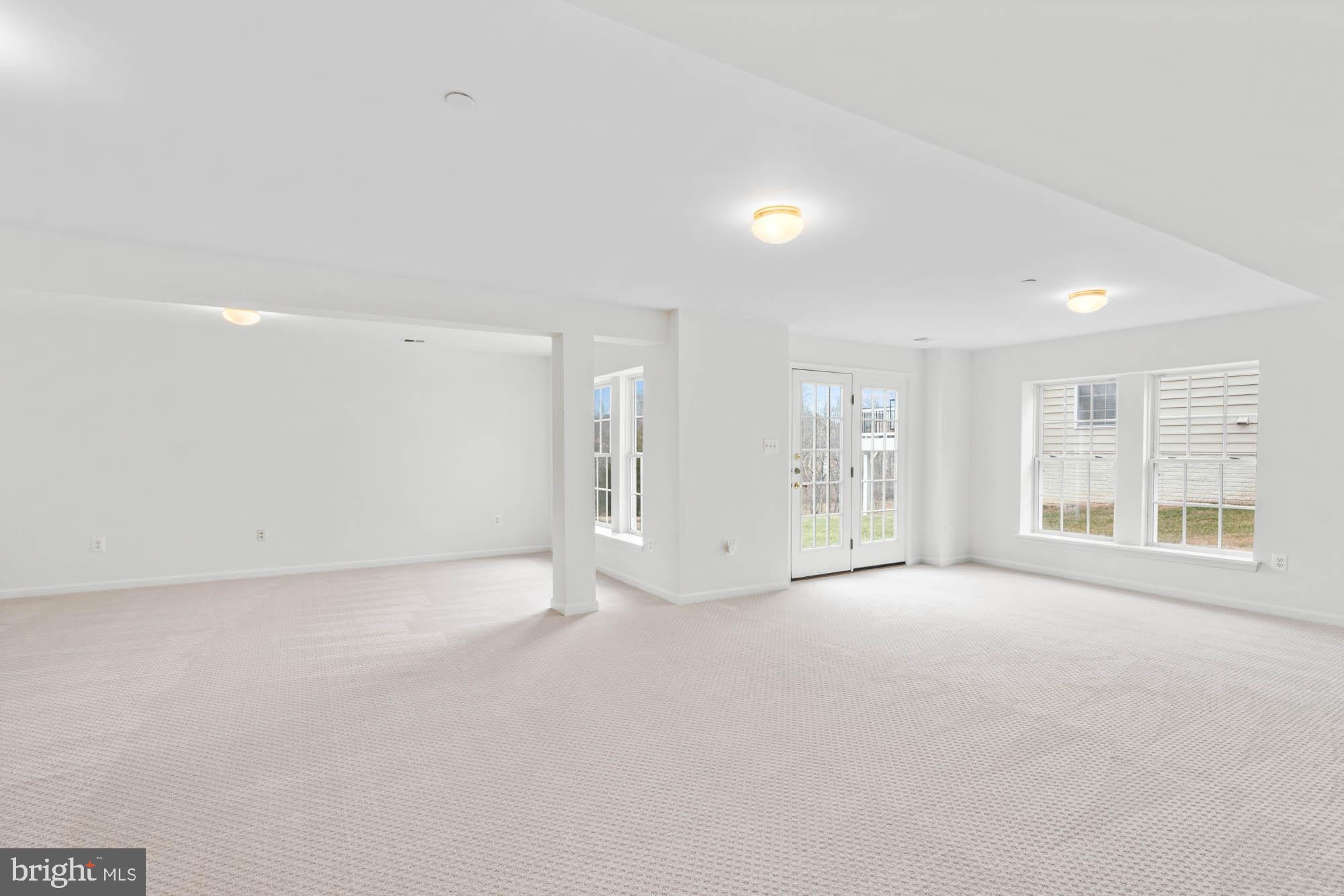 AMBERLEA FARM - Residential