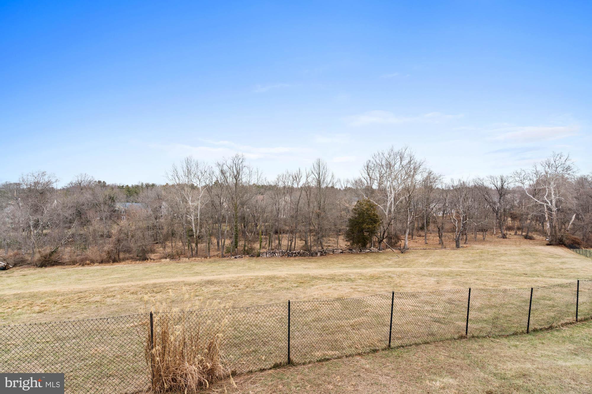 AMBERLEA FARM - Residential