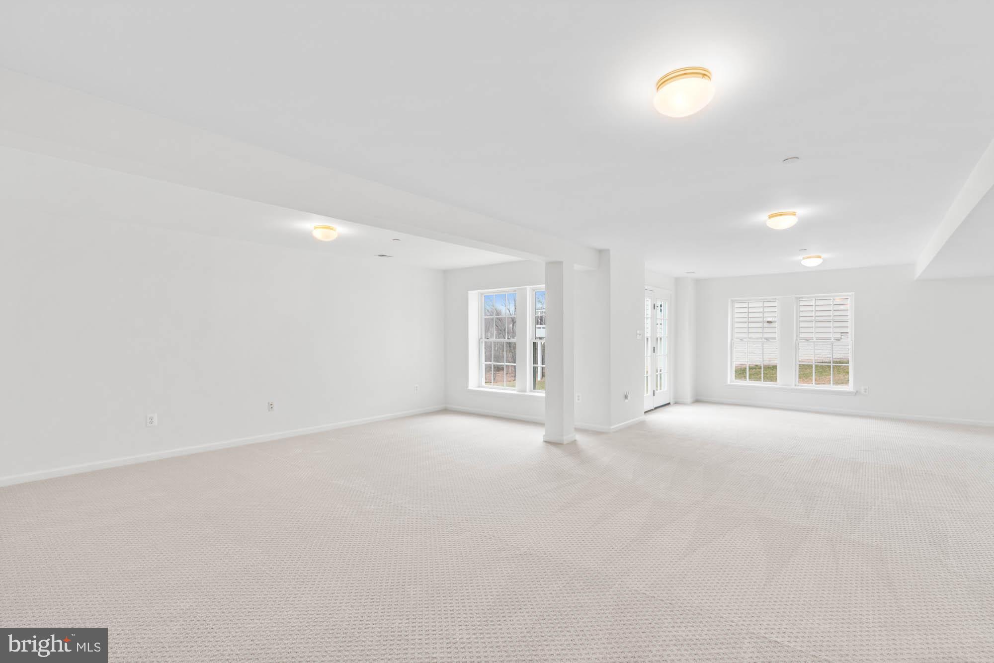 AMBERLEA FARM - Residential