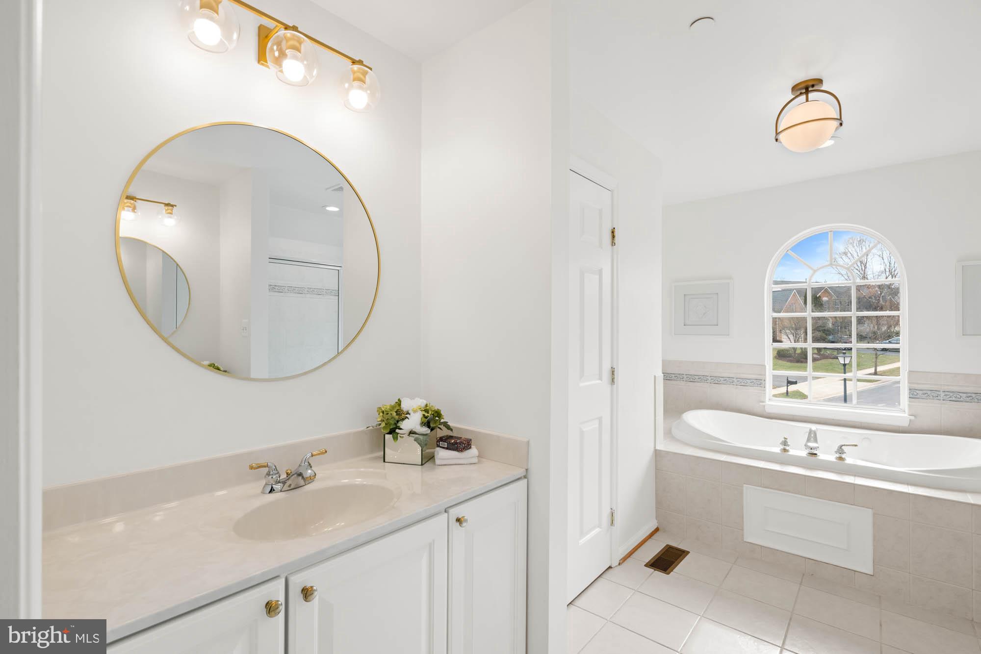 AMBERLEA FARM - Residential