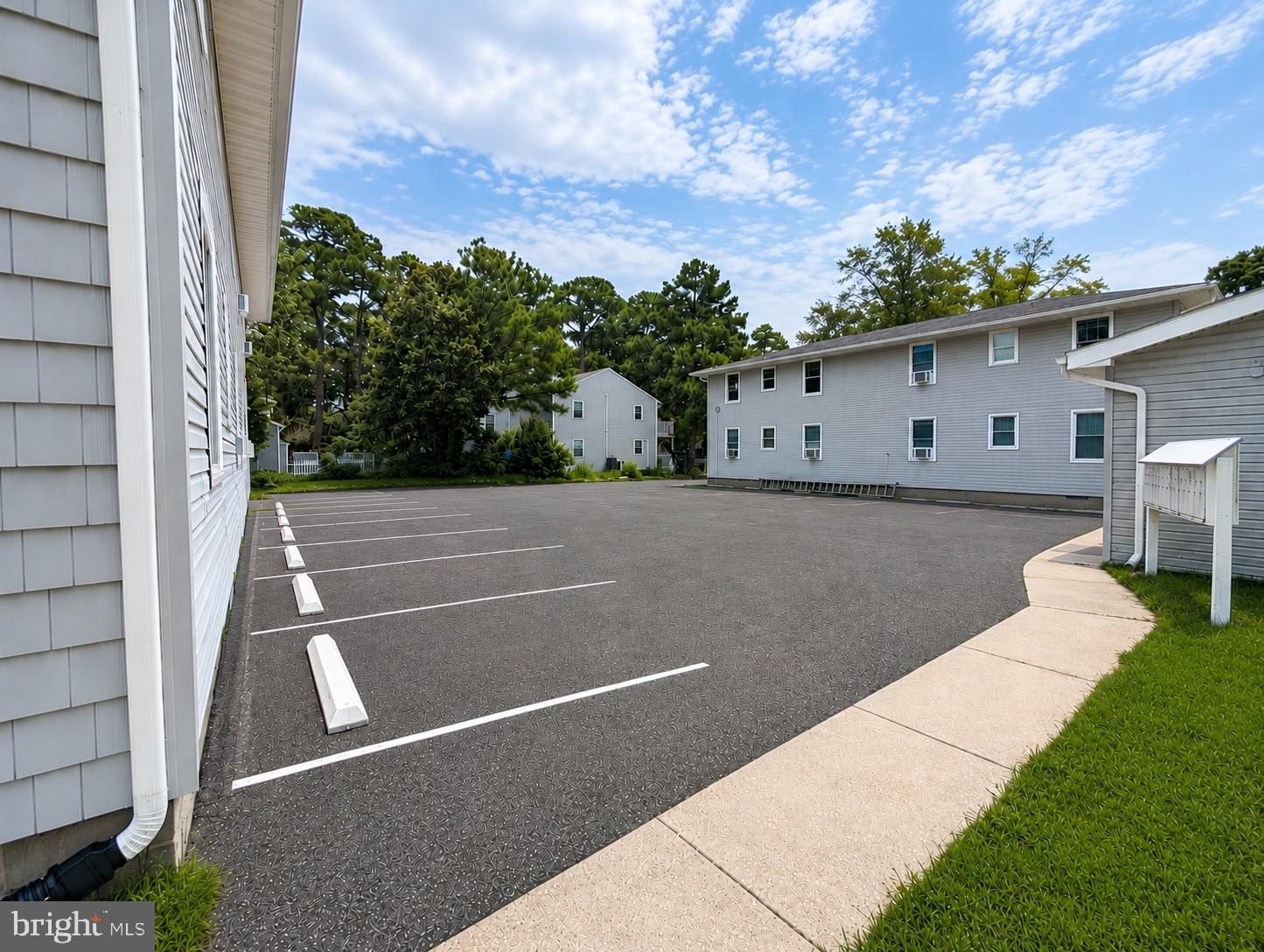 509 142ND STREET C102