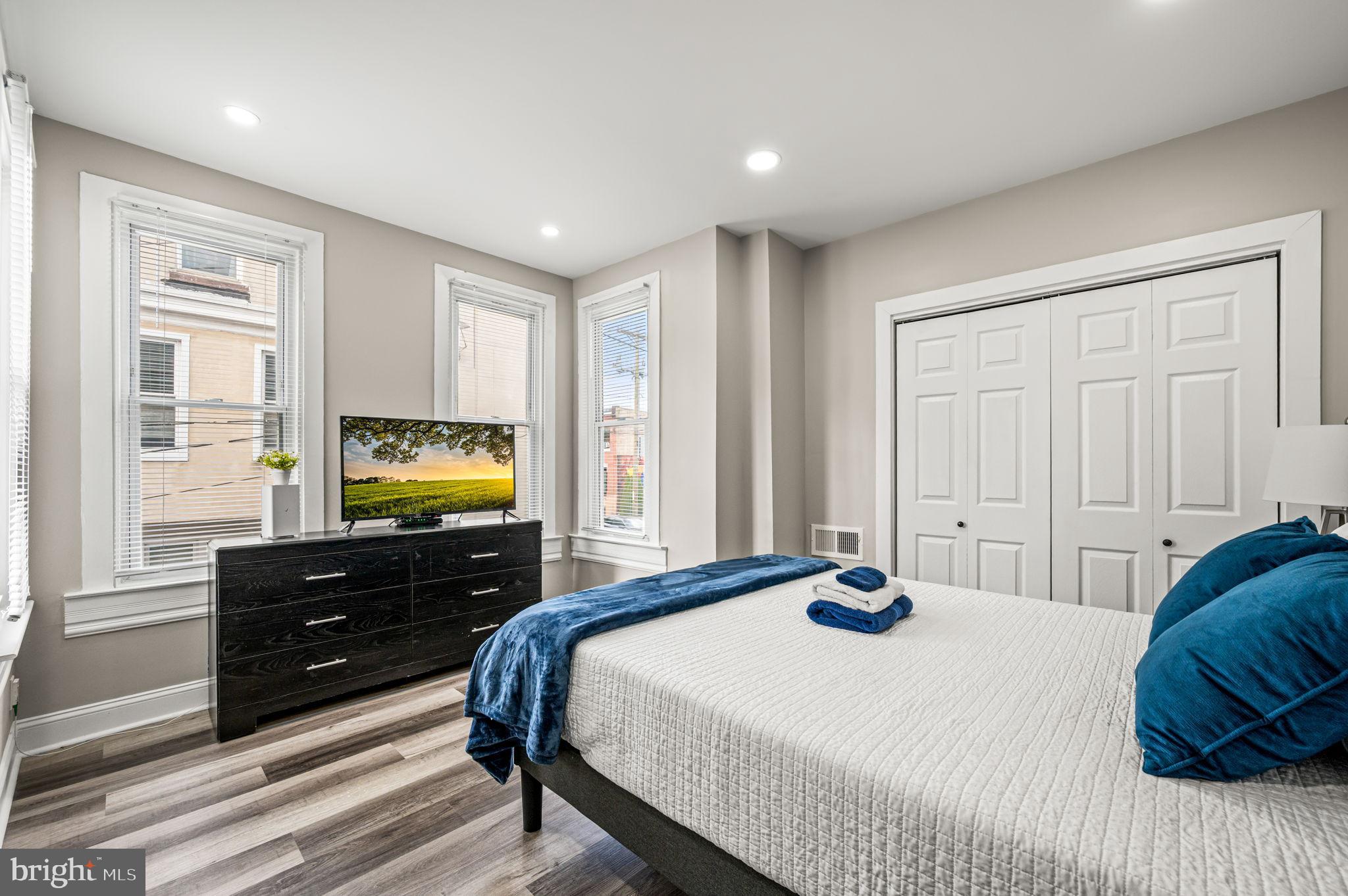 FAIRMOUNT - Residential