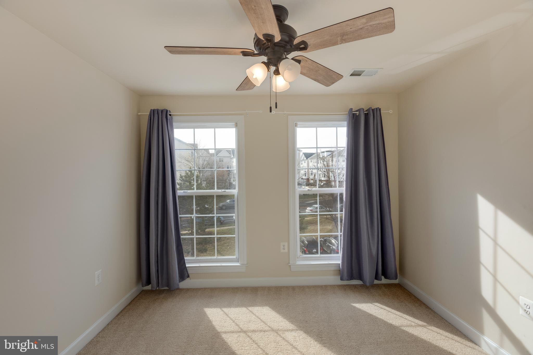 COPPERMINE CROSSING - Residential Lease