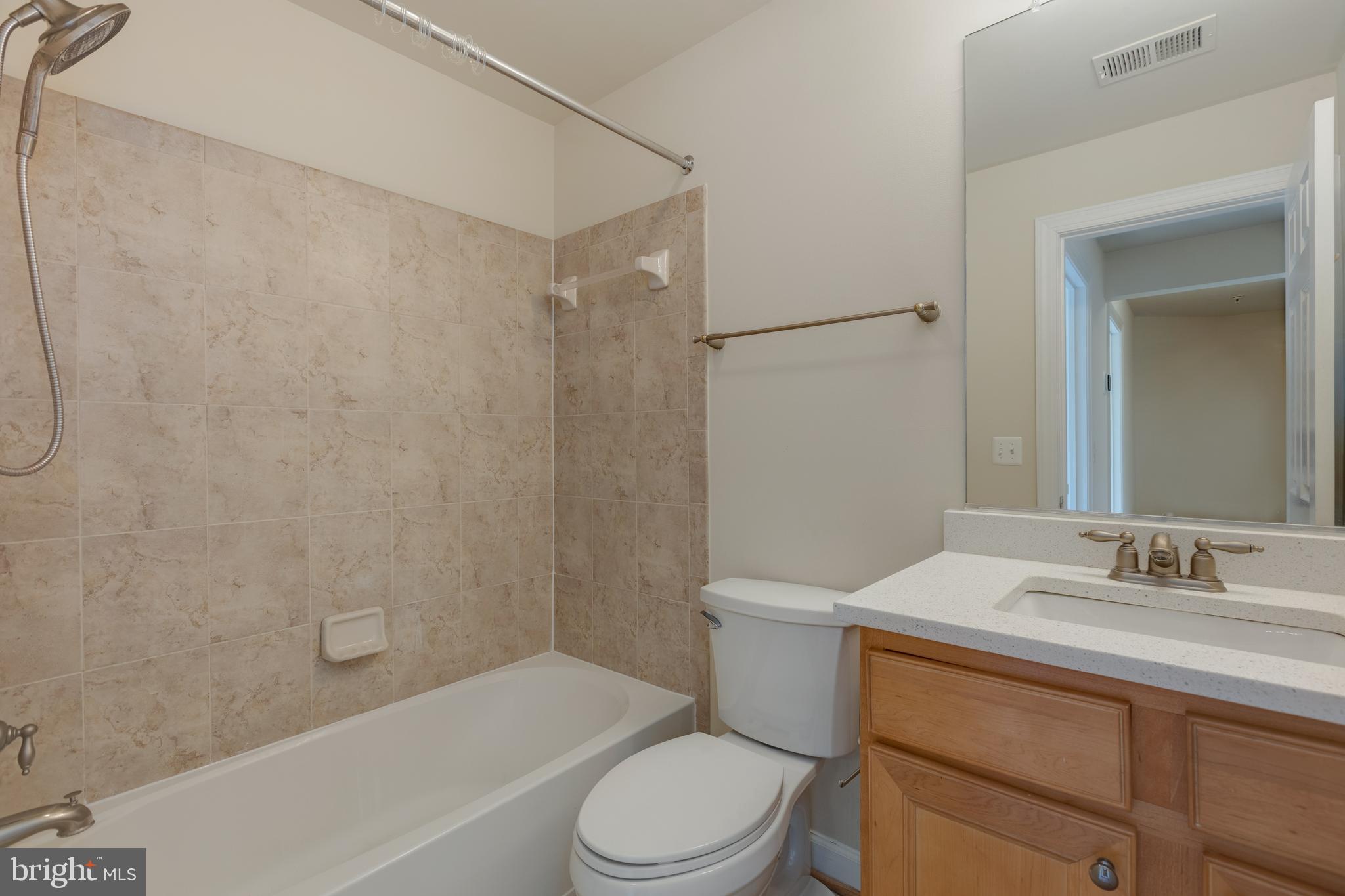 COPPERMINE CROSSING - Residential Lease