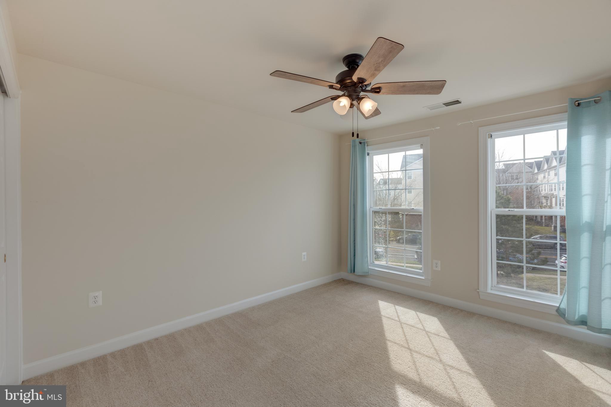 COPPERMINE CROSSING - Residential Lease