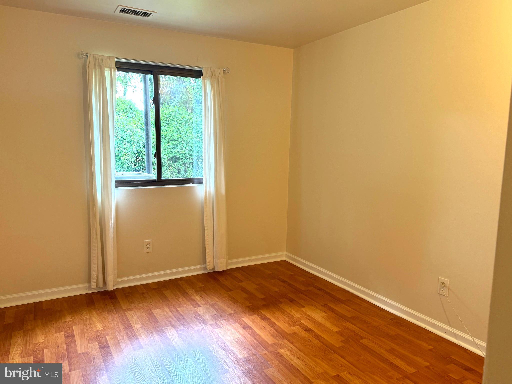 JUSTA FARMS - Residential Lease
