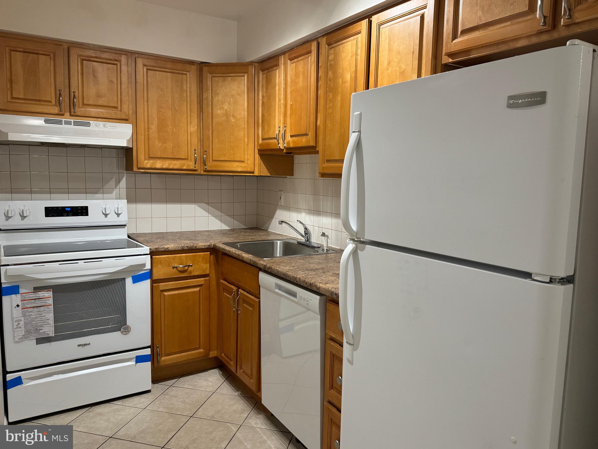 JUSTA FARMS - Residential Lease