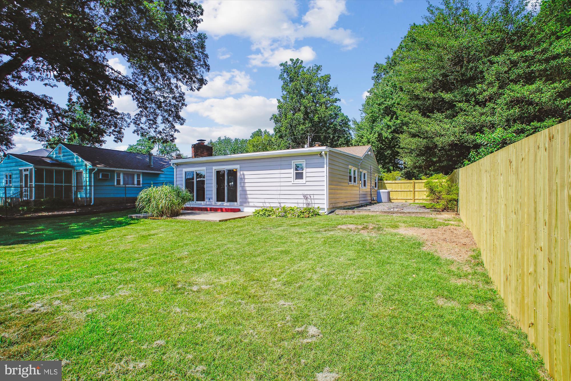 3135 MANOR ROAD